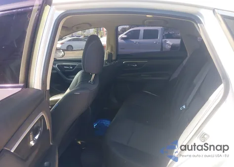 2017 Nissan Altima 2.5 Sr z USA, uszkodzony, nr VIN 1N4AL3AP0HC134144